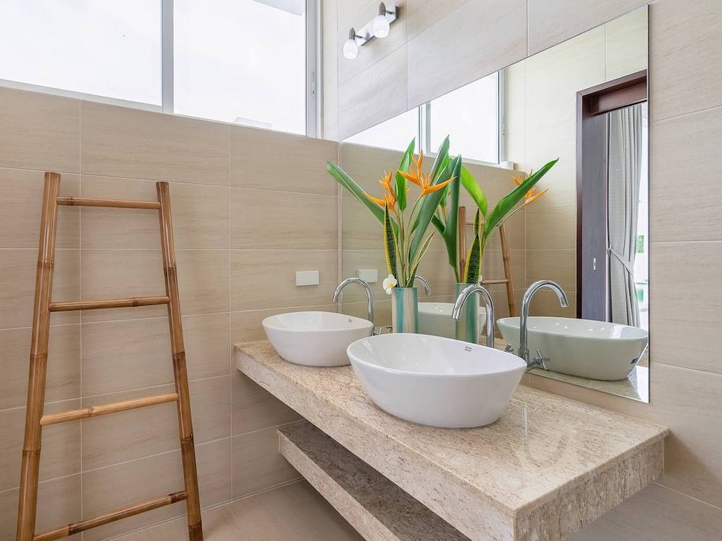 Bophut Sea View Villa Bathroom