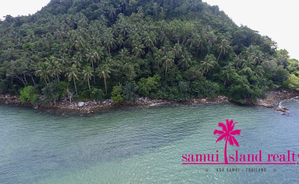 Breathtaking Oceanfront Land Beach Frontage