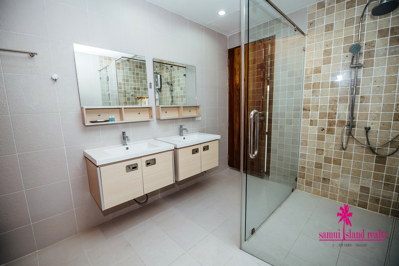 Chaweng 3 Bedroom Pool Villa Samui – Residential All in Koh Samui (photo 11)