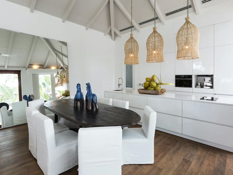 Chaweng Beach Villa Kitchen Dining