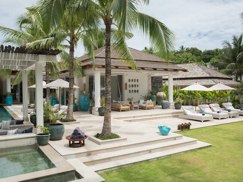 Chaweng Beach Villa Front