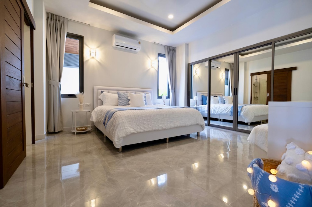 Chaweng Longterm Villa Rental Bedroom