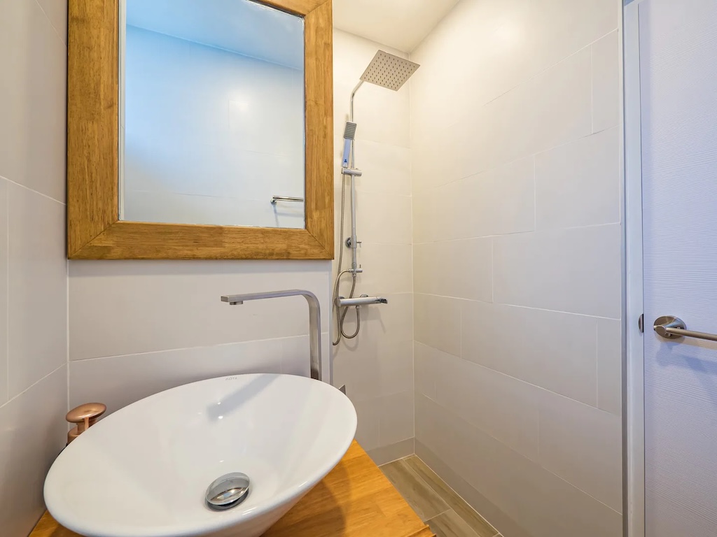 Chaweng Noi 2 Bed Villa Bathroom