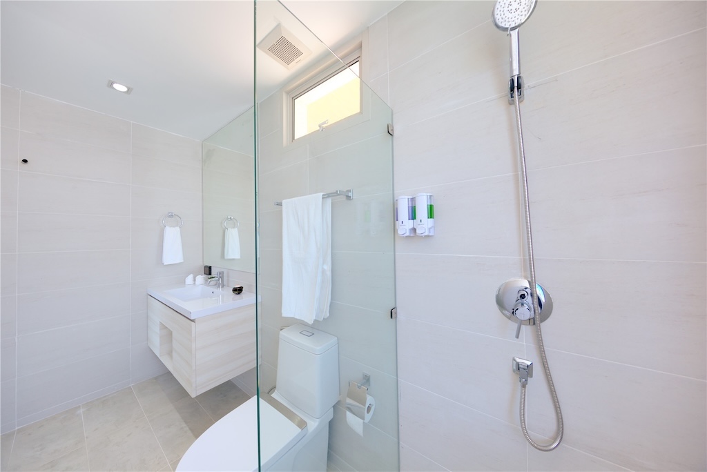 Chaweng Noi 3-Bed Sea View Property For Sale Shower