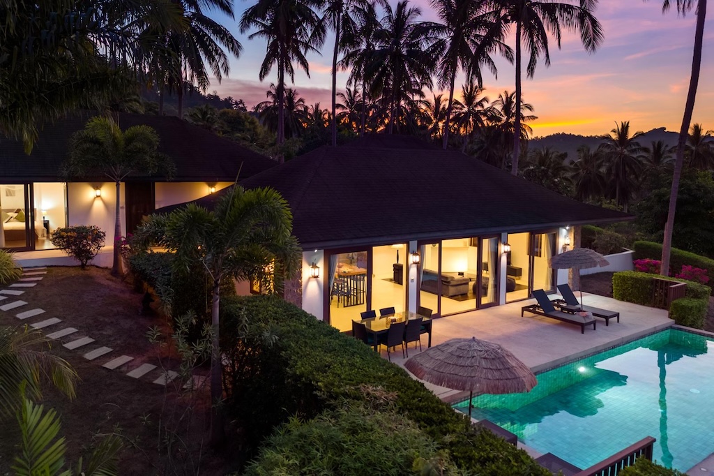 Chaweng Noi Bali Style Villa Night