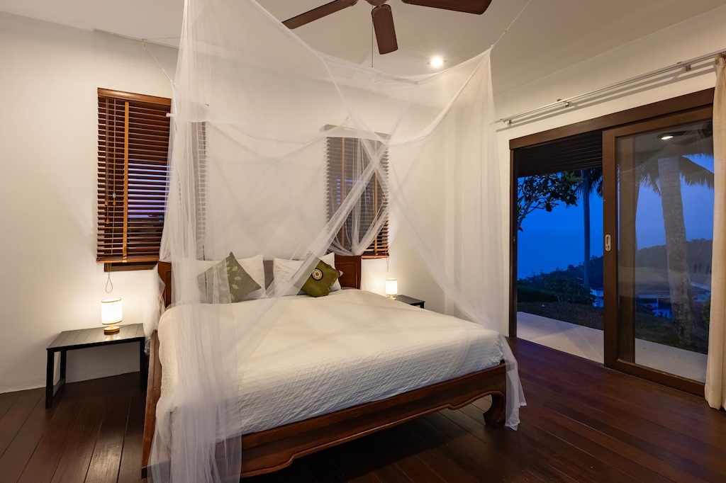 Chaweng Noi Bali Style Villa Bedroom