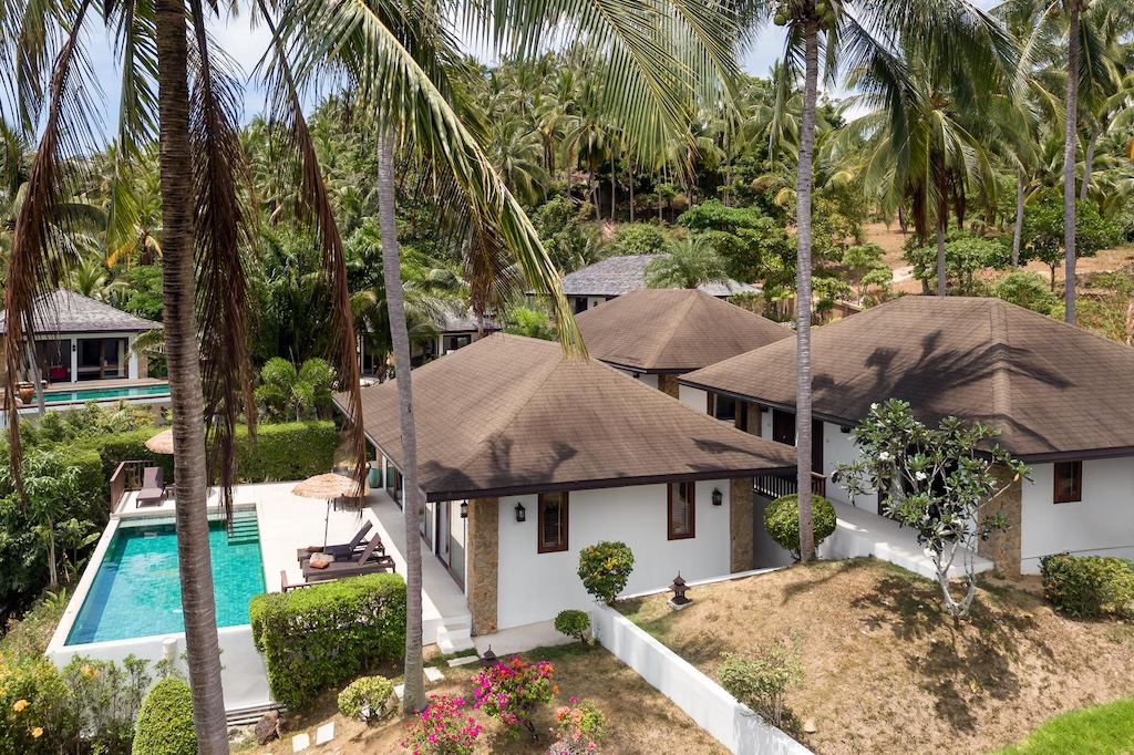 Chaweng Noi Bali Style Villa Exterior
