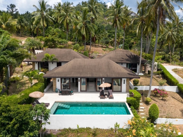 Chaweng Noi Bali Style Villa Front