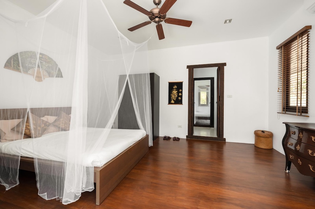 Chaweng Noi Bali Style Villa Bedroom