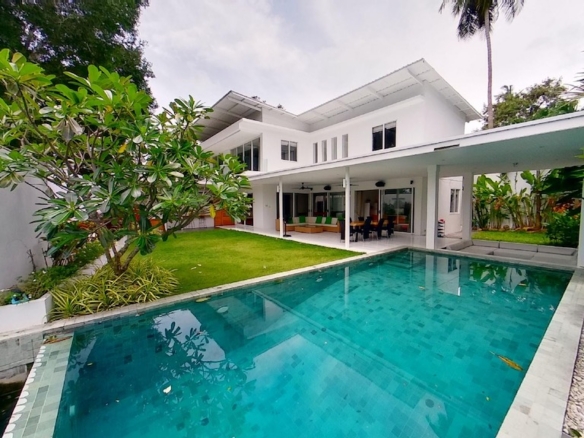 Chaweng Noi Pool Villa Exterior