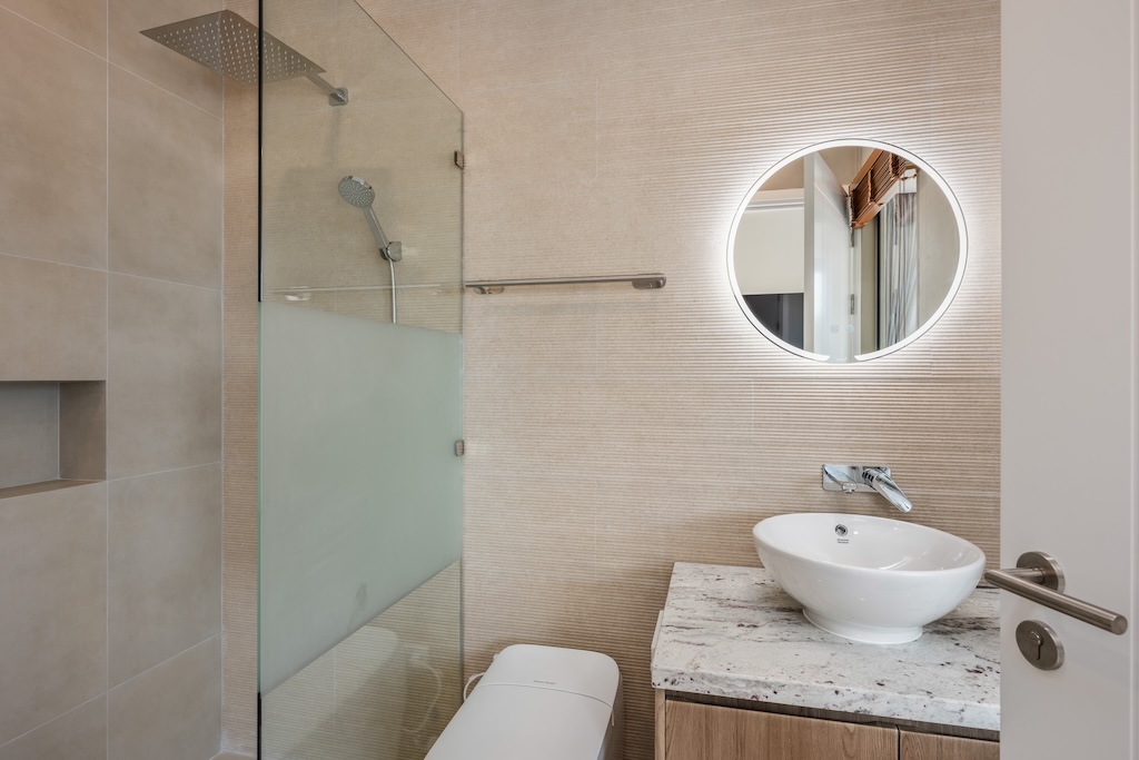 Chaweng Noi Pool Villas Bathroom
