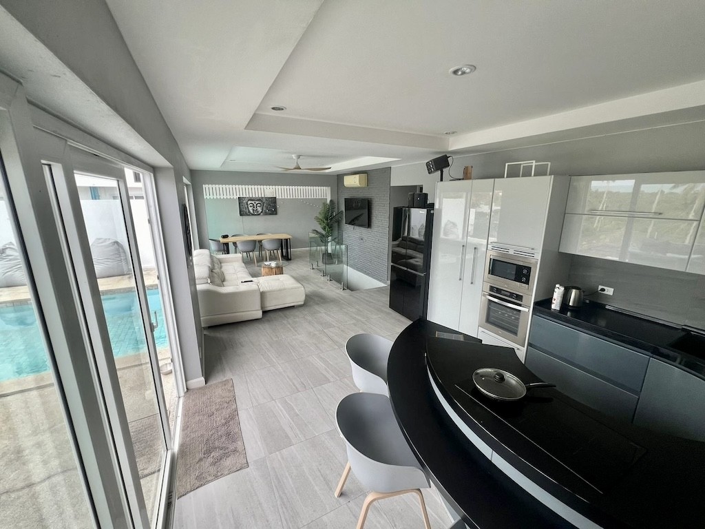 Chaweng Sea View Property Living Area