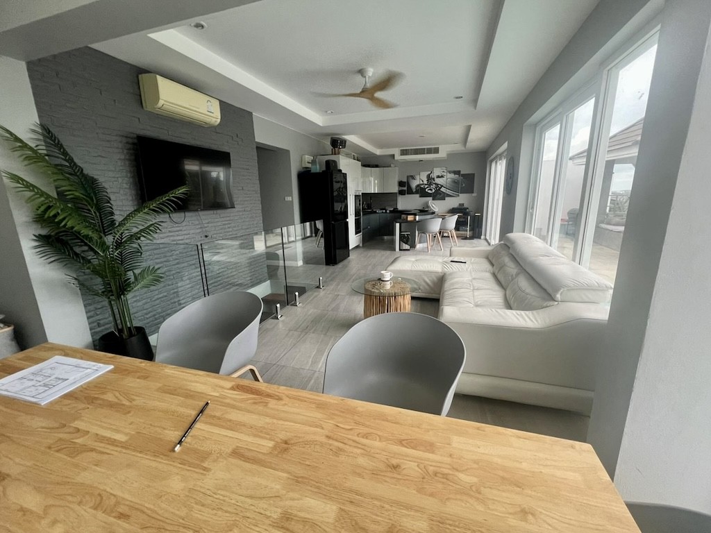 Chaweng Sea View Property Living Area