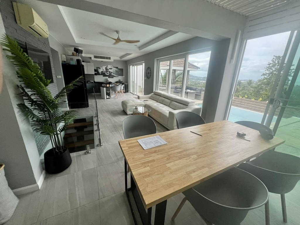 Chaweng Sea View Property Dining