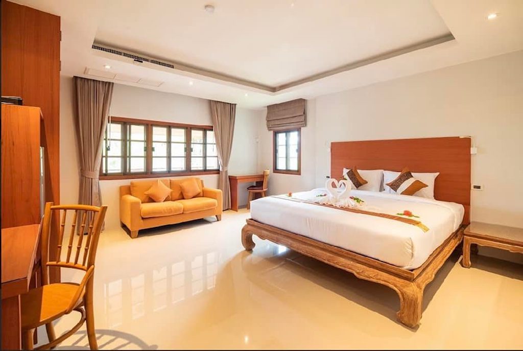 Guest Room