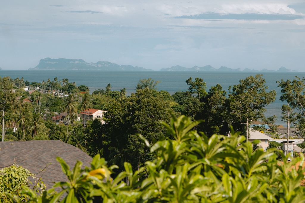 Hillside Property In Bang Po Sea View