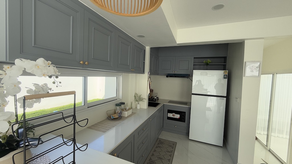House For Sale in Maenam Koh Samui Kitchen