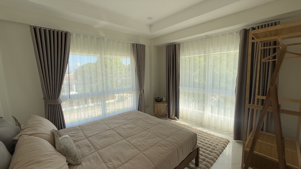 House For Sale in Maenam Koh Samui Bedroom