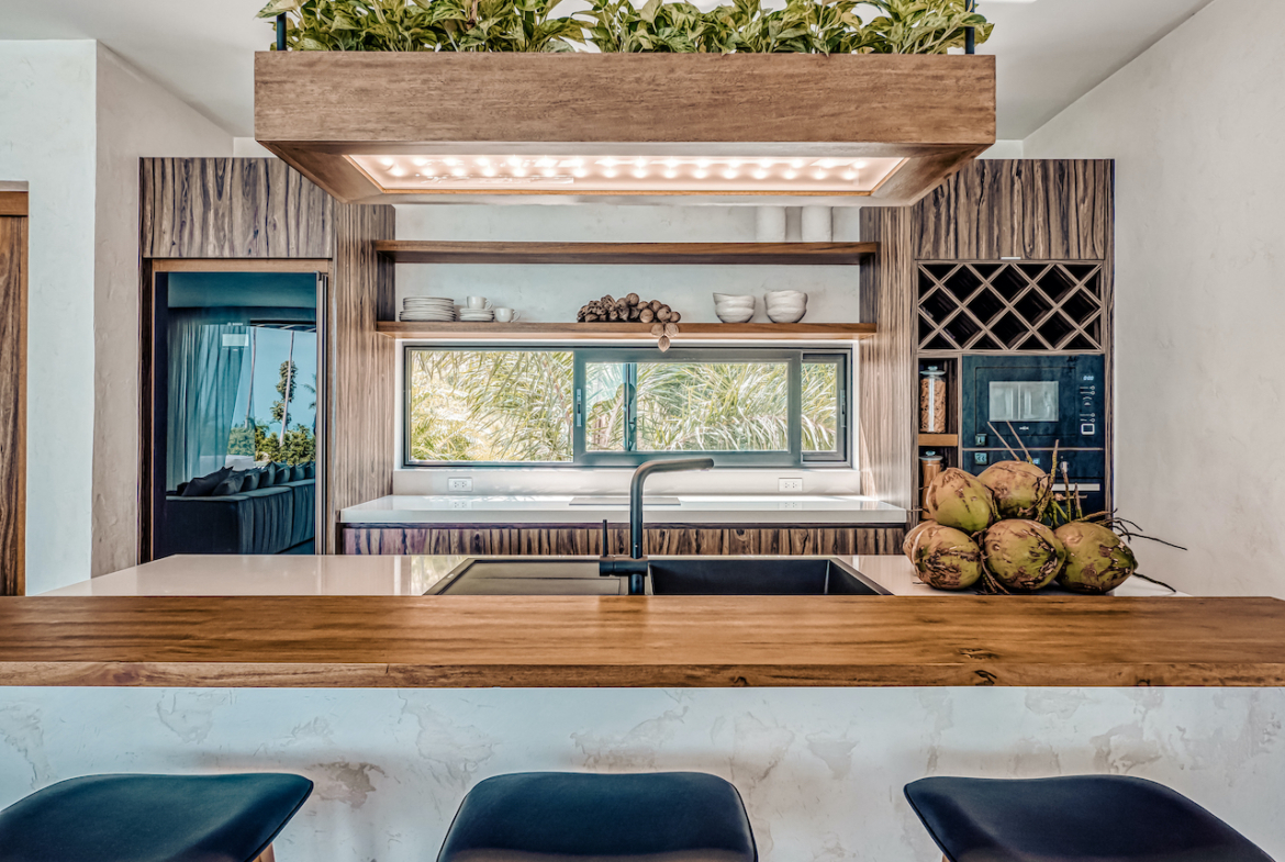 Istani Villas Breakfast Bar