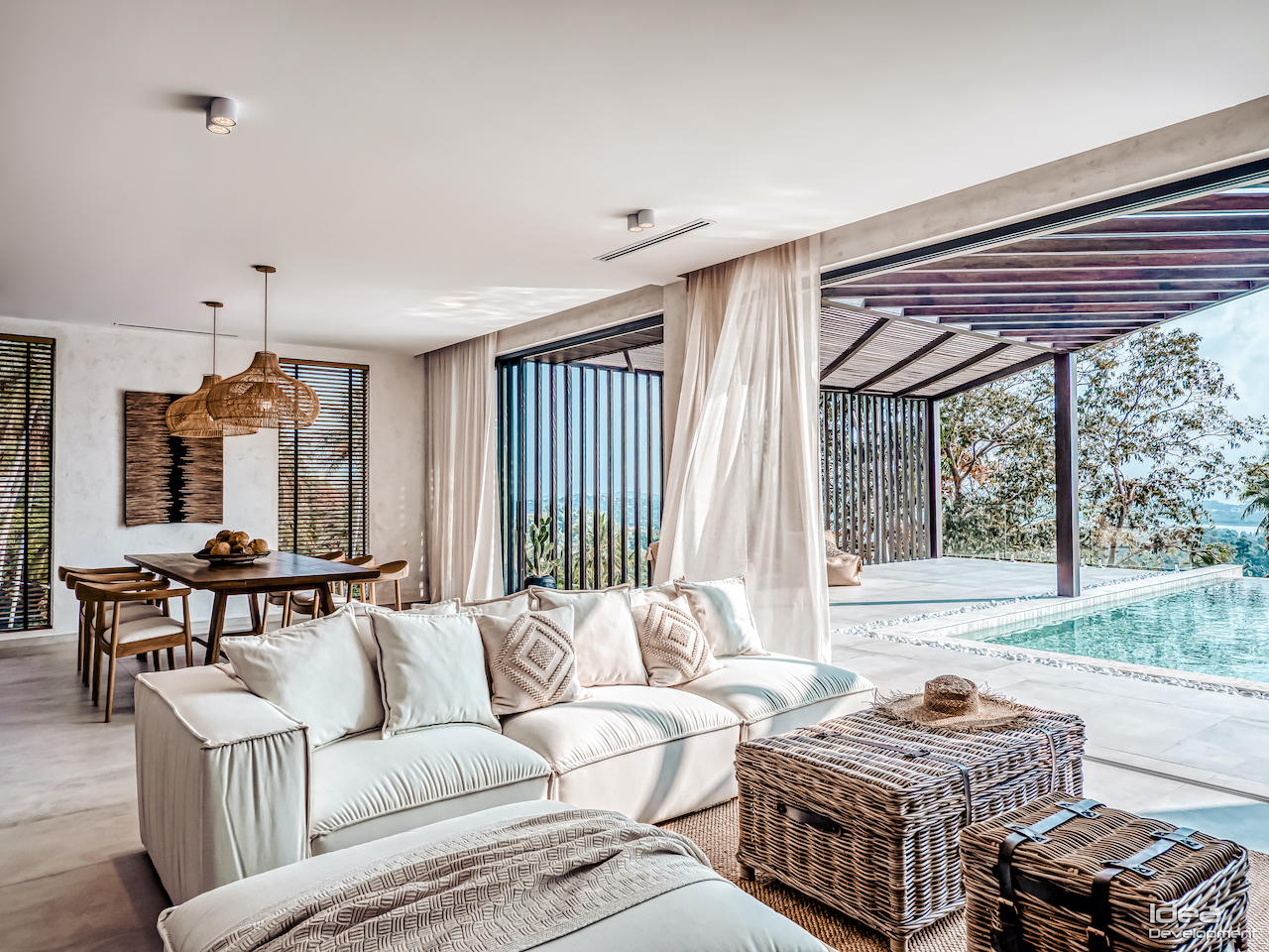 Complete Lounge Area