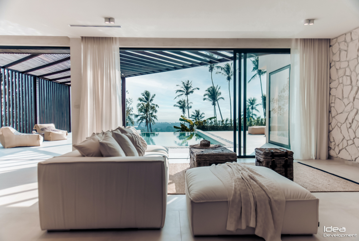 Sea View Lounge