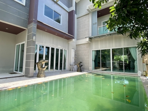 Ko Samui Bang Rak Property