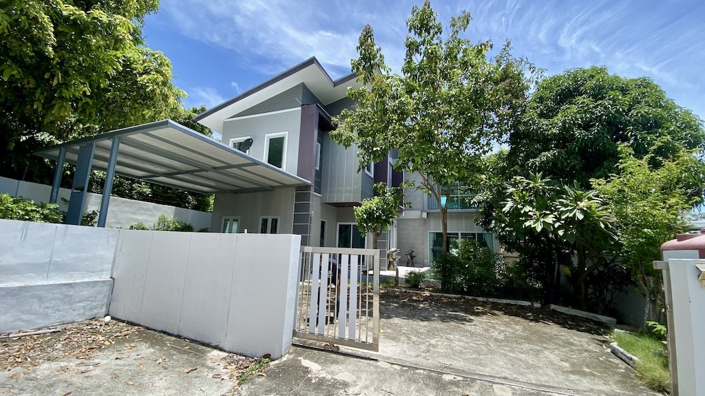 Ko Samui Bang Rak Property Entrance