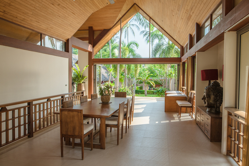 Ko Samui Beachfront Property Dining Table