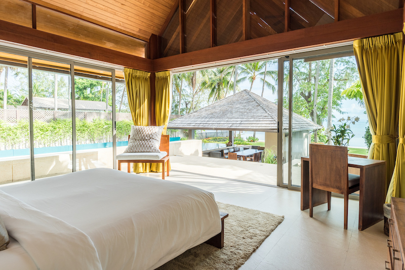Ko Samui Beachfront Property Master bedroom