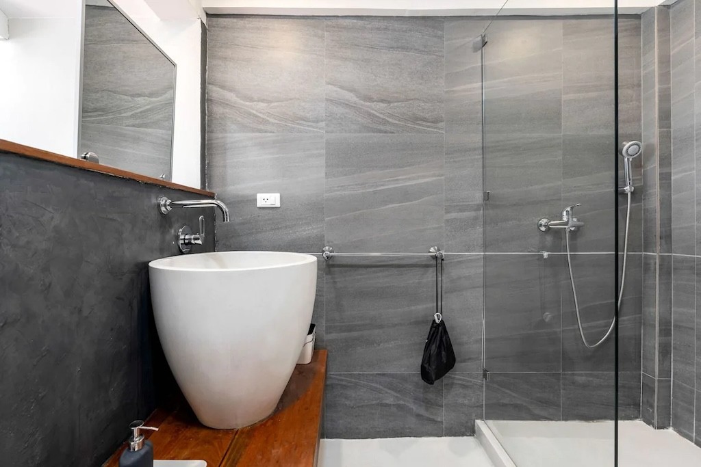 Ko Samui Beachfront Villa Bophut Bathroom