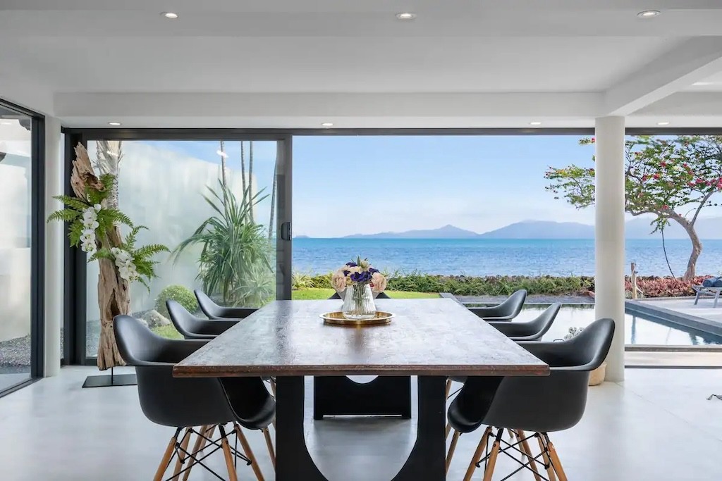 Ko Samui Beachfront Villa Bophut Dining