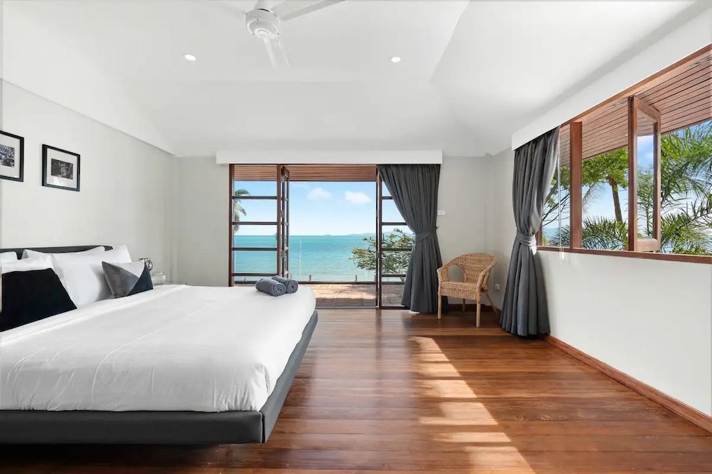 Ko Samui Beachfront Villa Bophut Bedroom