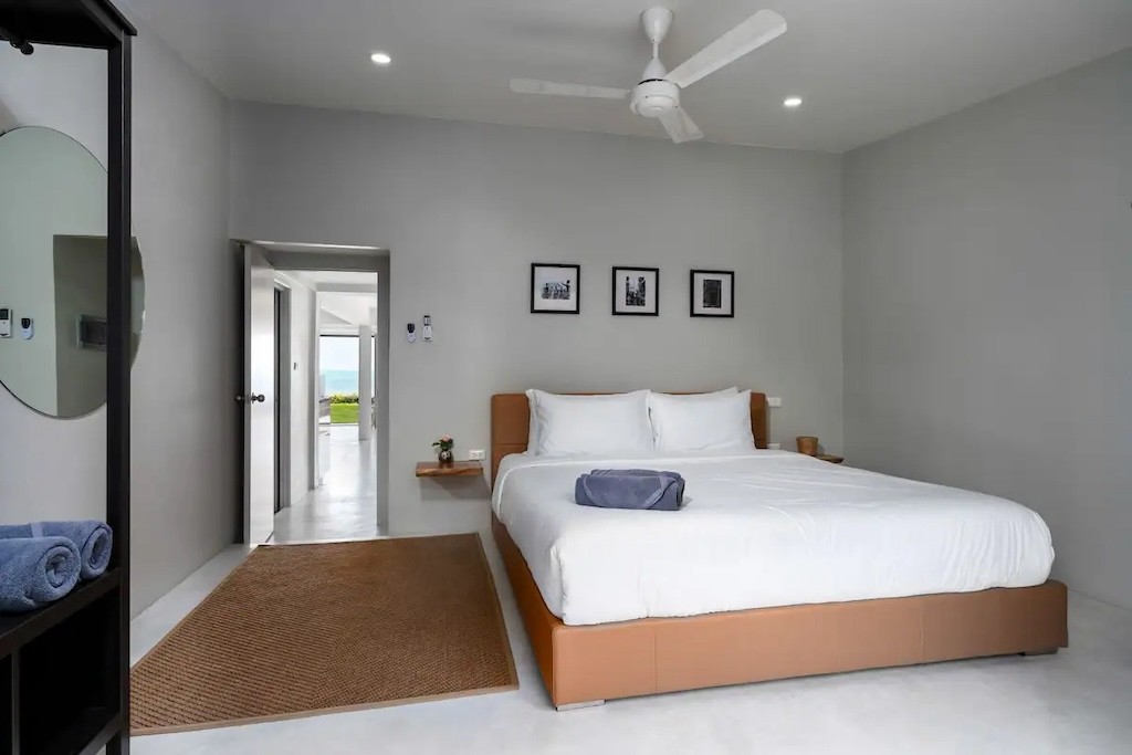 Ko Samui Beachfront Villa Bophut Bedroom