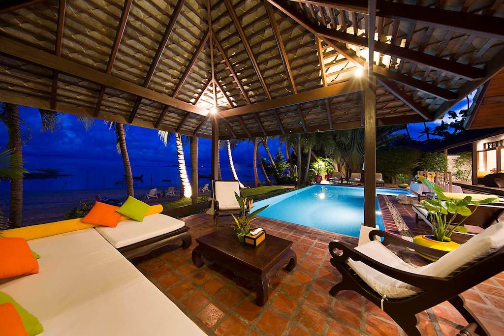 Sala At Night