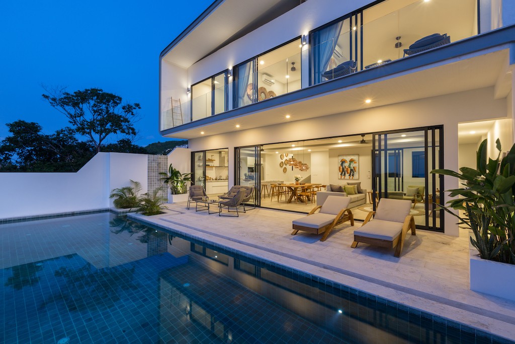 Ko Samui Bophut Property Exterior Night