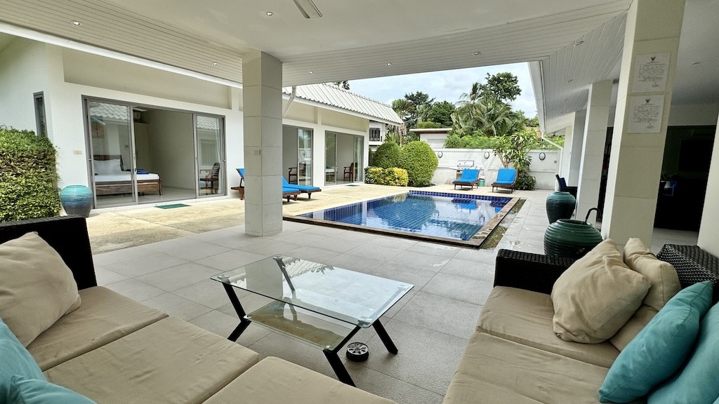Ko Samui Chaweng Property Covered Outdoor Area