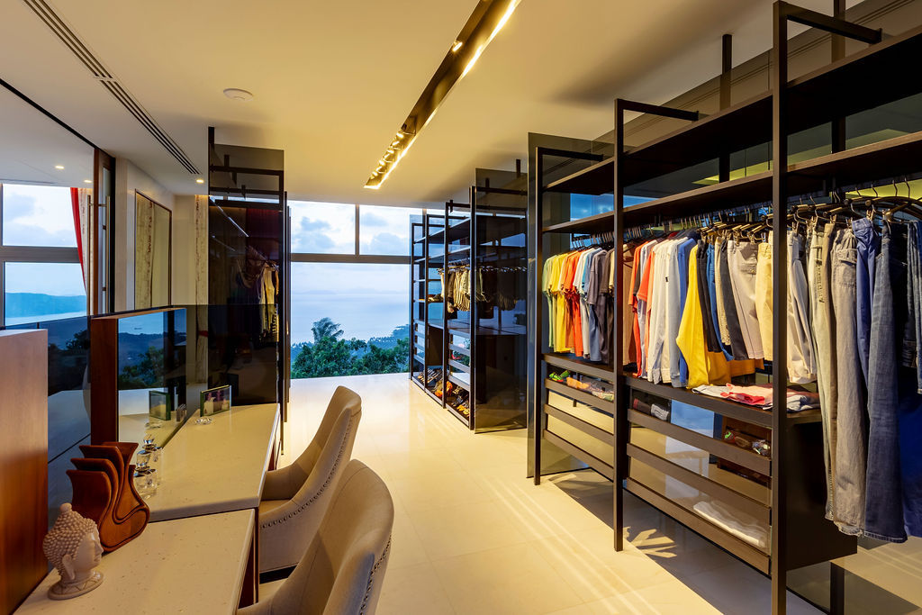 Ko Samui Luxury Villa Wardrobe