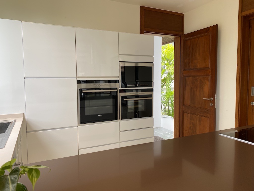 Ko Samui Maenam Villa Kitchen