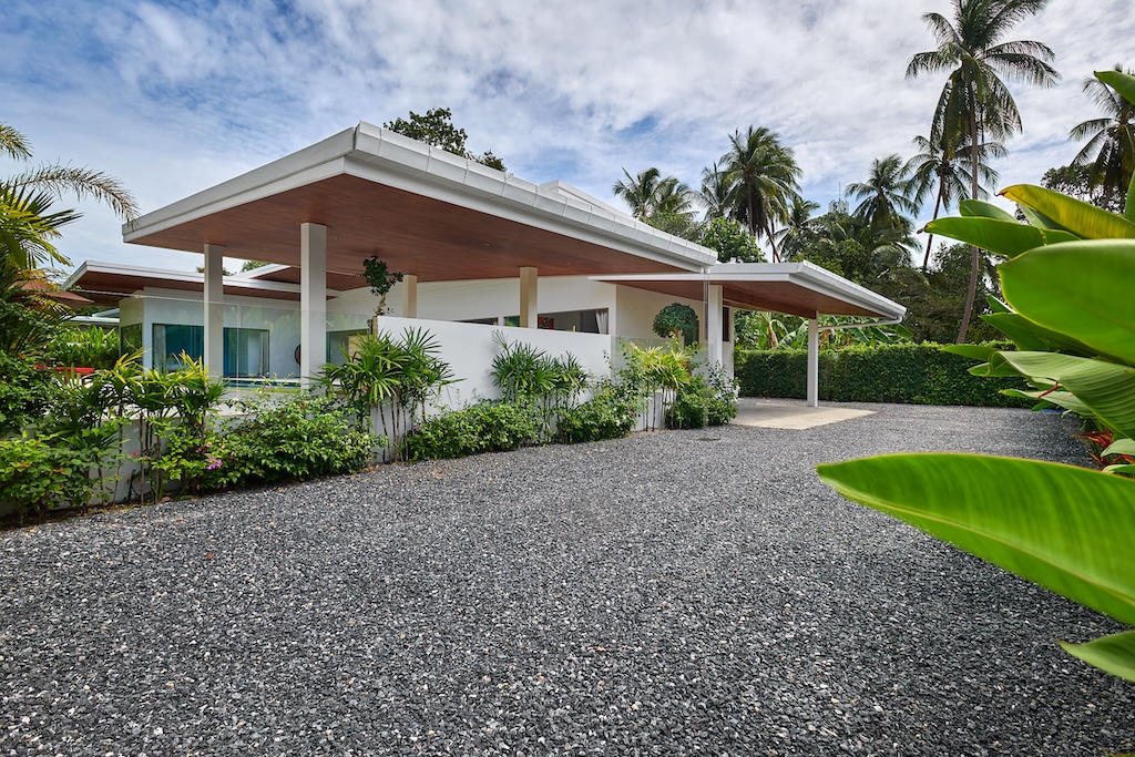 Ko Samui Modern Pool Villa Drive