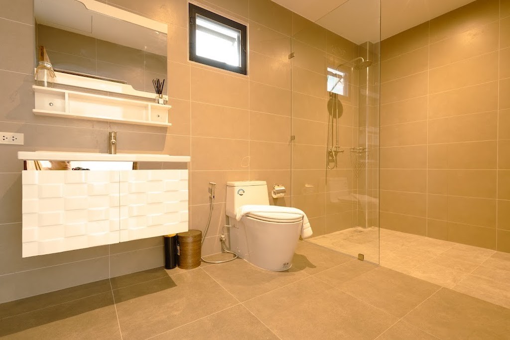 Ko Samui Villa Lamai Bathroom