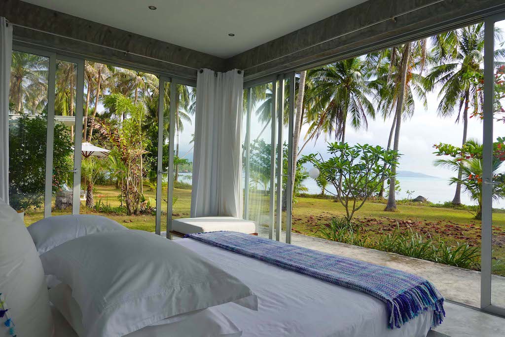 Ko Taen Beachfront Villa Bedroom