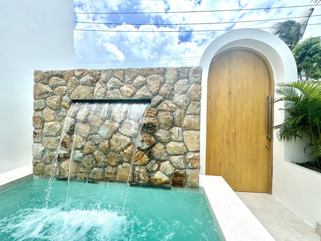 Koh Samui 1-Bedroom Property Entrance