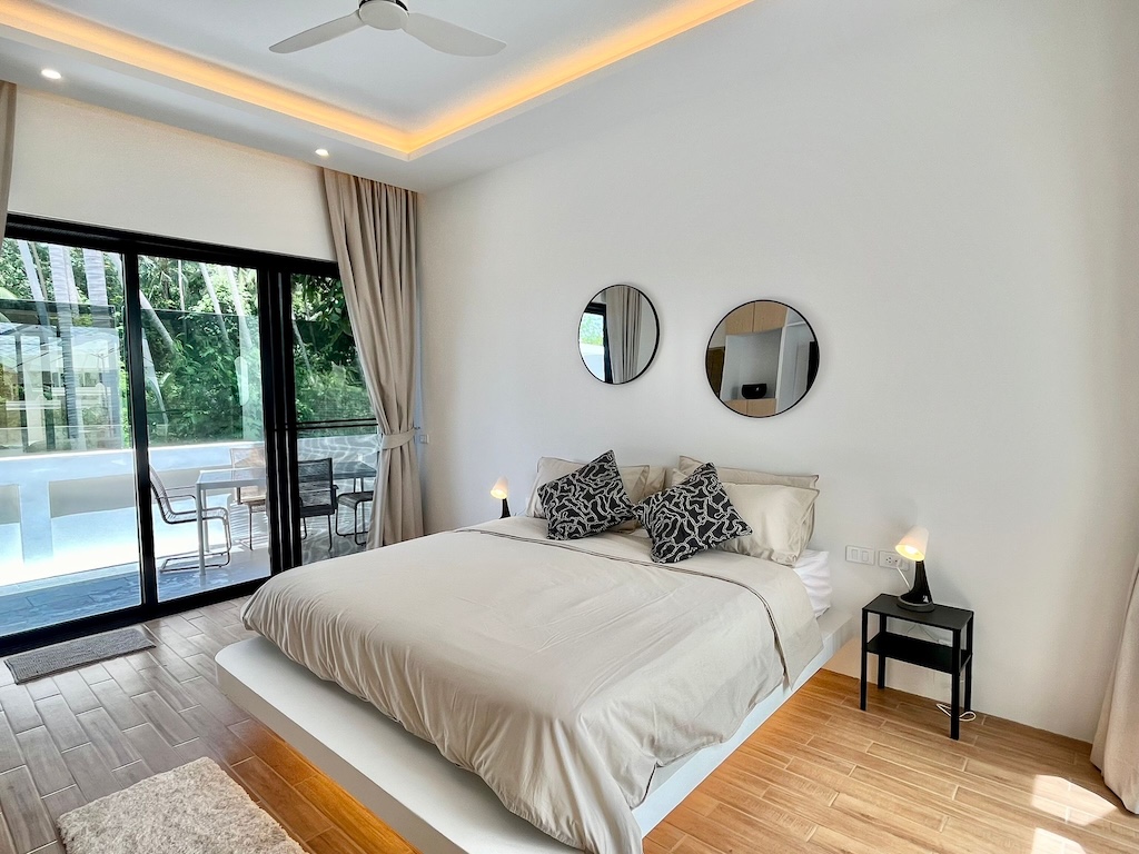 Koh Samui 1 Bedroom Property Bed