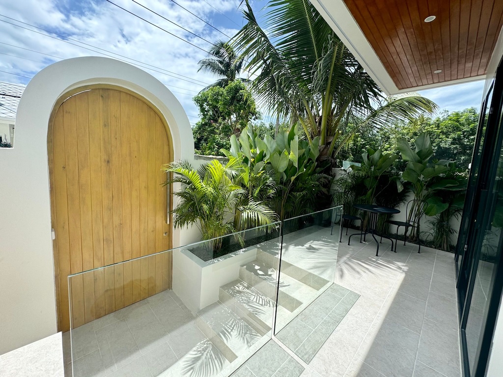 Koh Samui 1-Bedroom Property Terrace