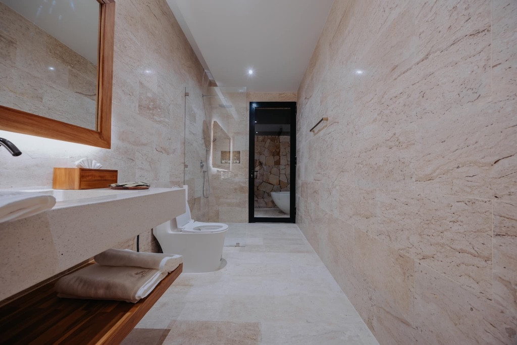 Koh Samui 2-Bed Villas Bathroom