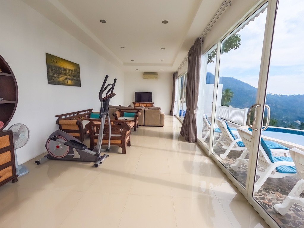 Koh Samui 3 Bedroom Sea View Property Living Area