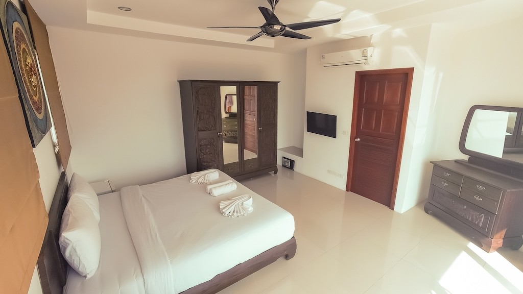Koh Samui 3 Bedroom Sea View Property Bedroom