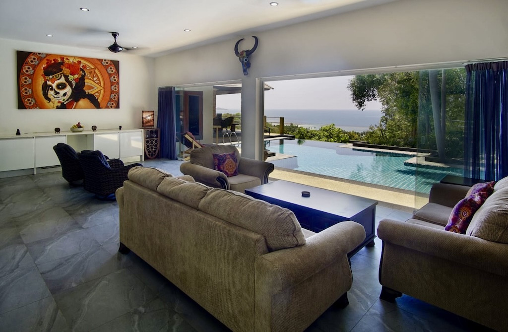Koh Samui 4-Bedroom Sea View Villa Living Area