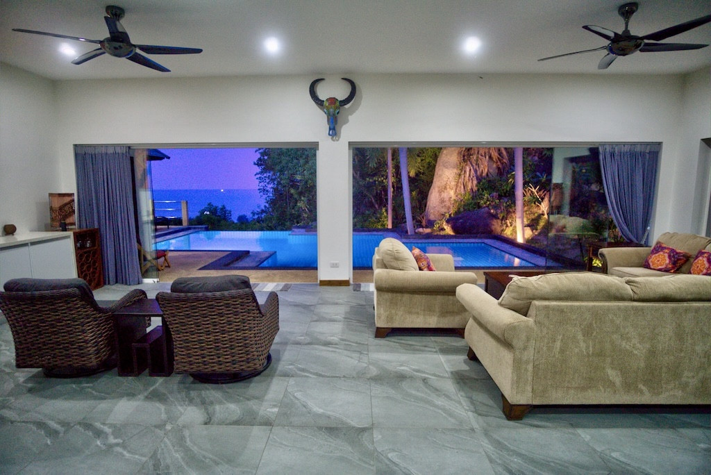 Koh Samui 4-Bedroom Sea View Villa Lounge