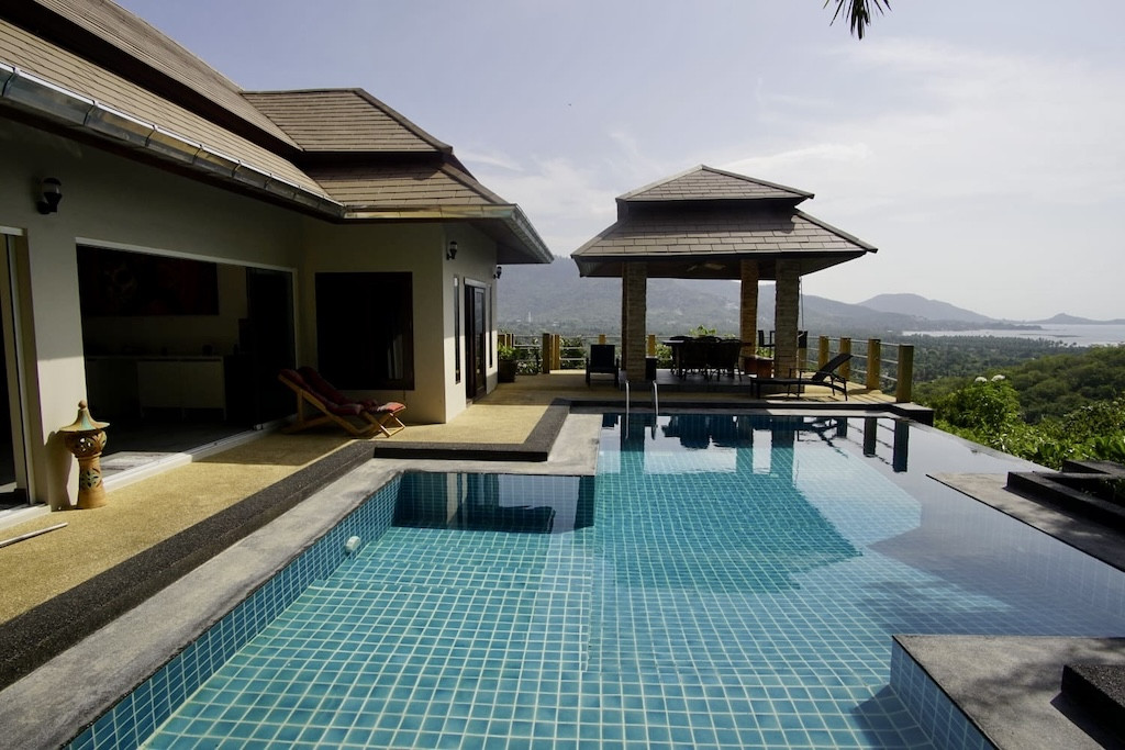 Koh Samui 4-Bedroom Sea View Villa Pool